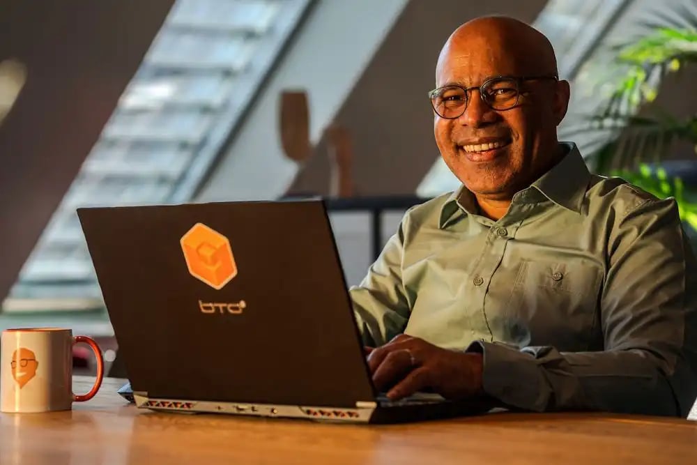 Pro Contact Brightcubes