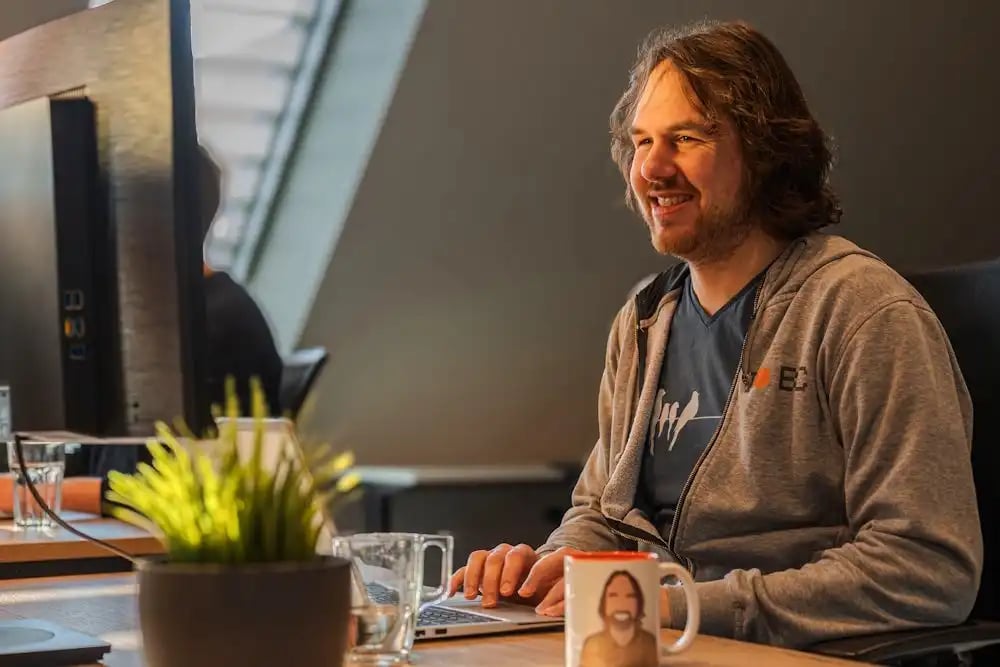 Pro Contact Brightcubes